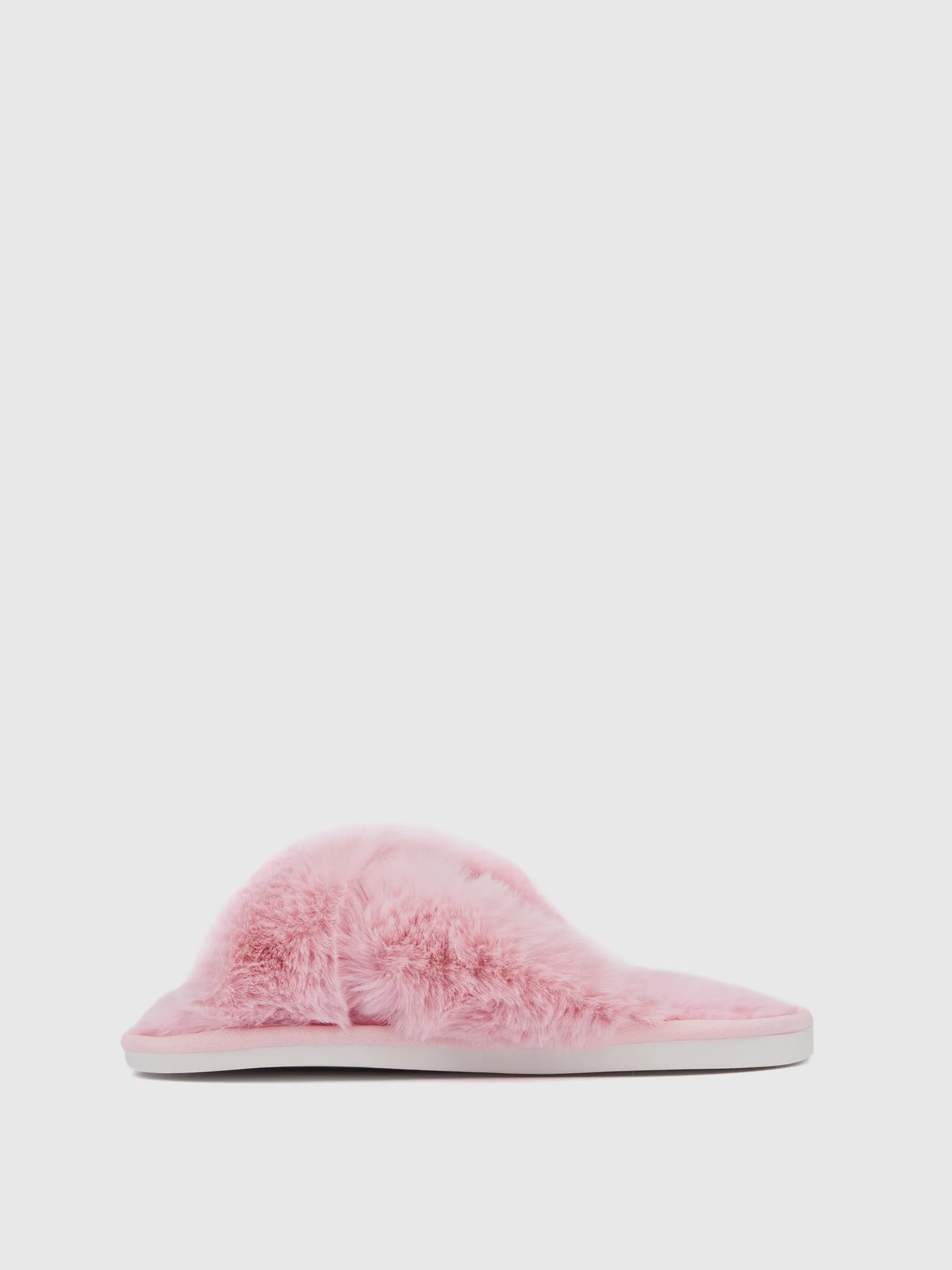 Criss Cross Slipper