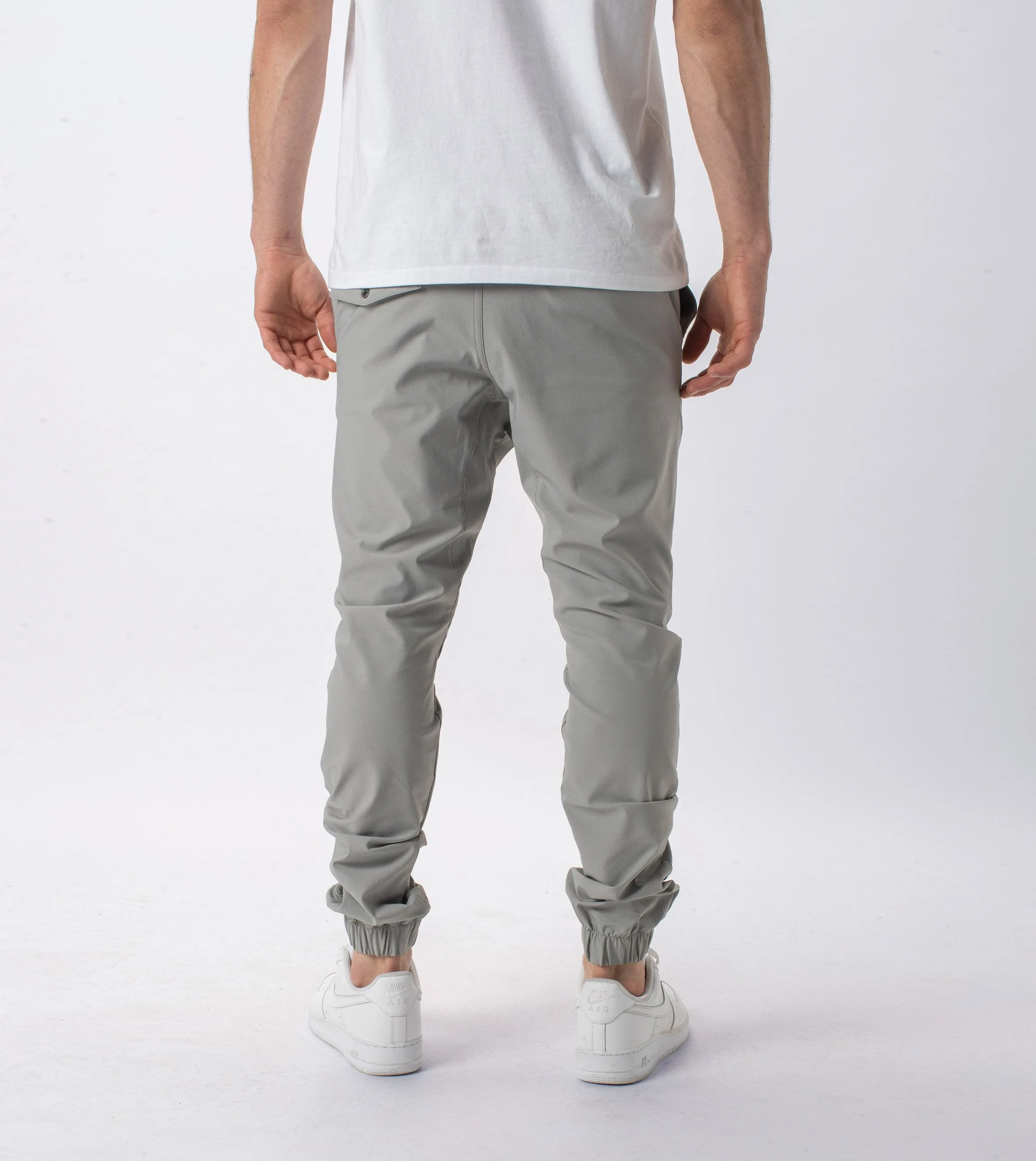 Sureshot Tech Jogger Cement