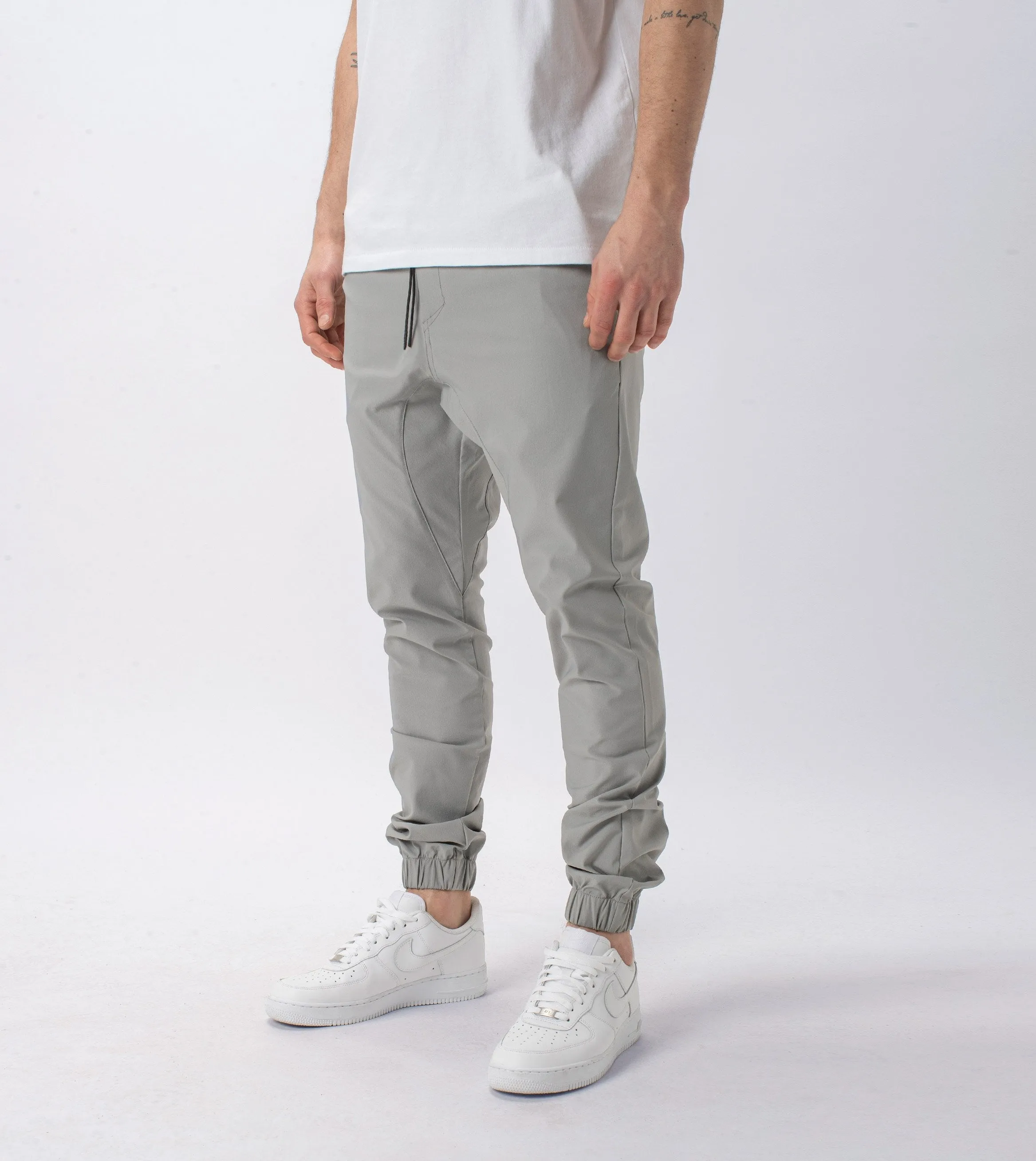 Sureshot Tech Jogger Cement